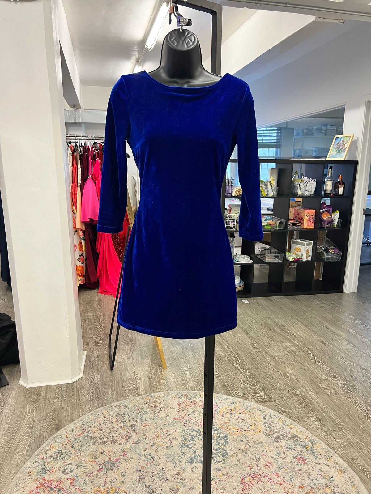 Tobi Size 4 Prom Long Sleeve Blue Cocktail Dress on Queenly