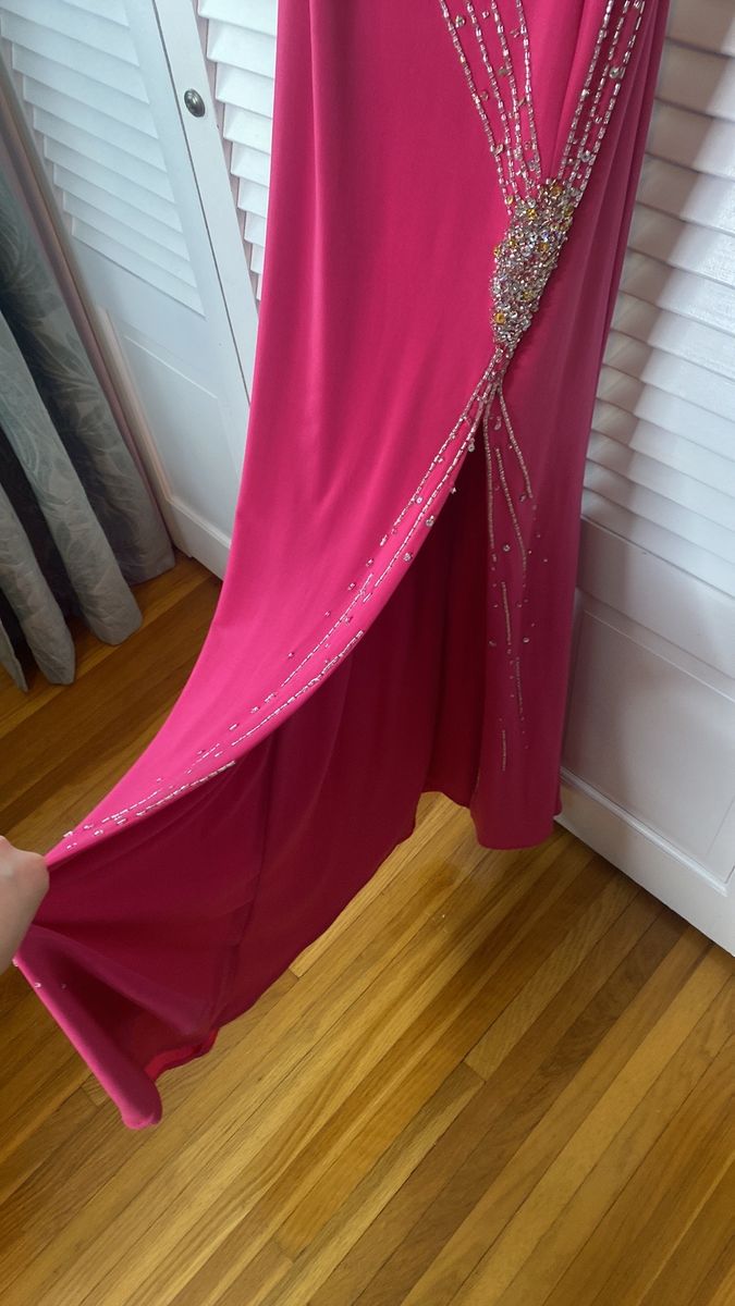 Size 2 Prom Plunge Hot Pink Side Slit Dress on Queenly