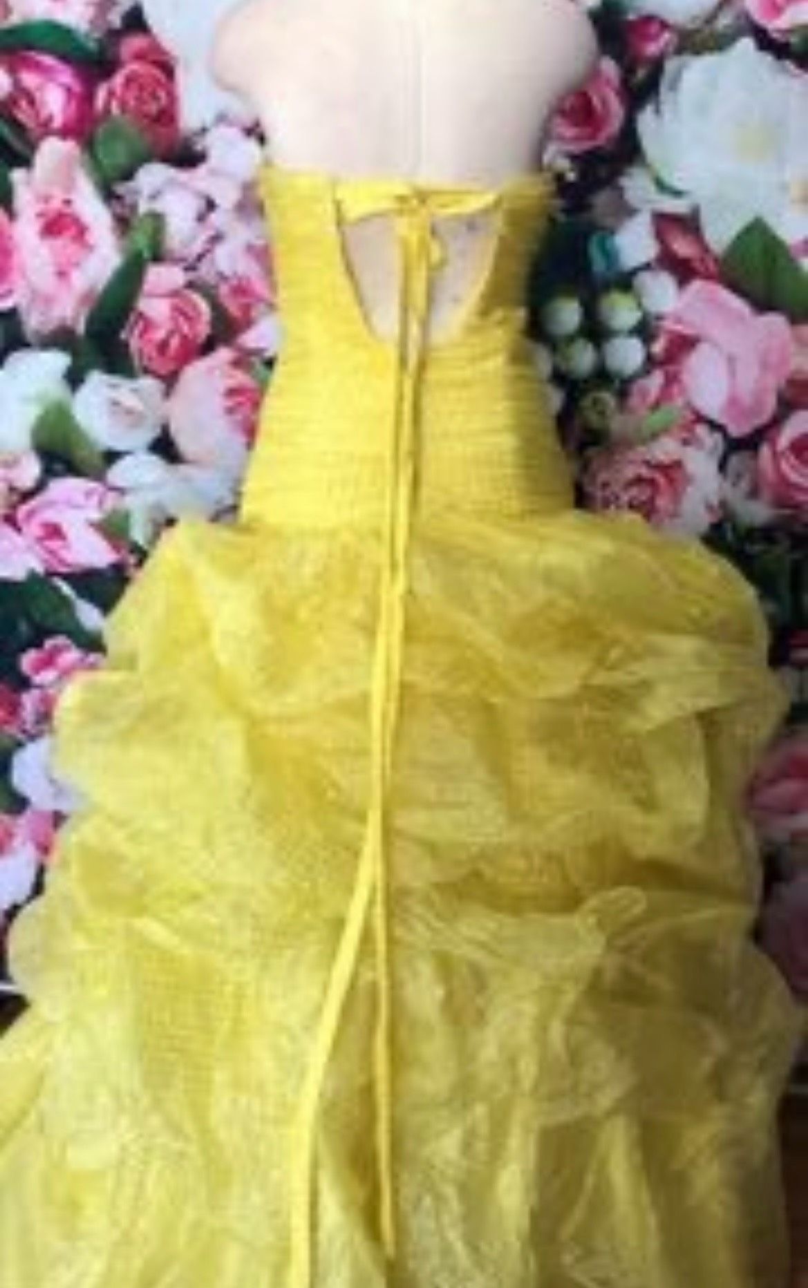 Size XS Prom Strapless Yellow A-line Dress on Queenly