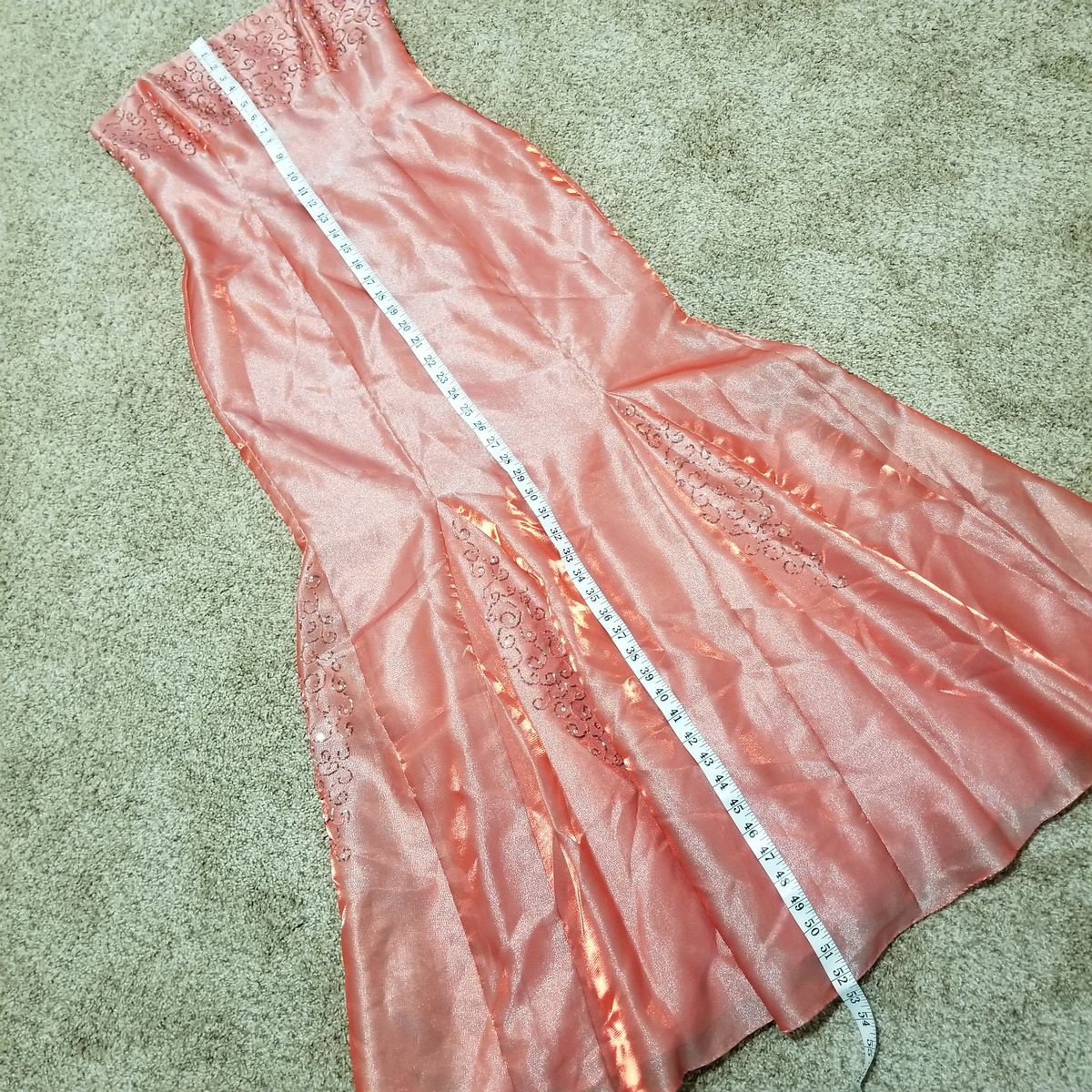 Style Vintage Morgan and Co Size 8 Strapless Coral Mermaid Dress on Queenly