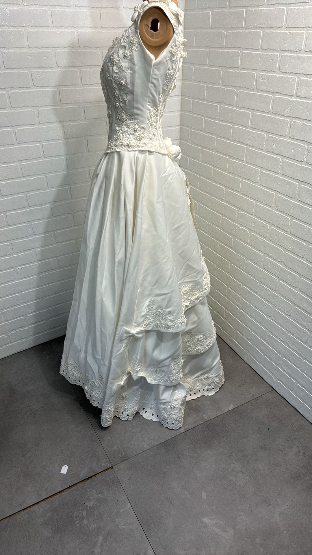 Mary’s Size 10 Wedding White A-line Dress on Queenly