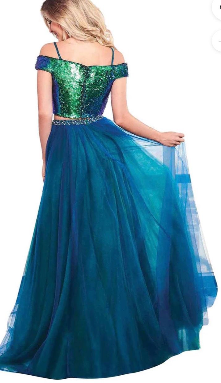 Style 6488 Rachel Allan Size 8 Off The Shoulder Emerald Multicolor Ball Gown on Queenly