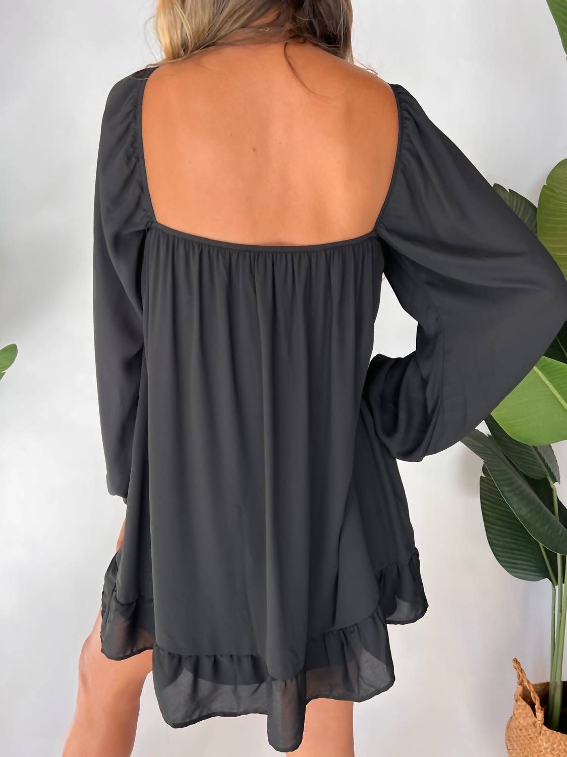 Style 1-1133030791-3236 Show Me Your Mumu Size S Black Cocktail Dress on Queenly