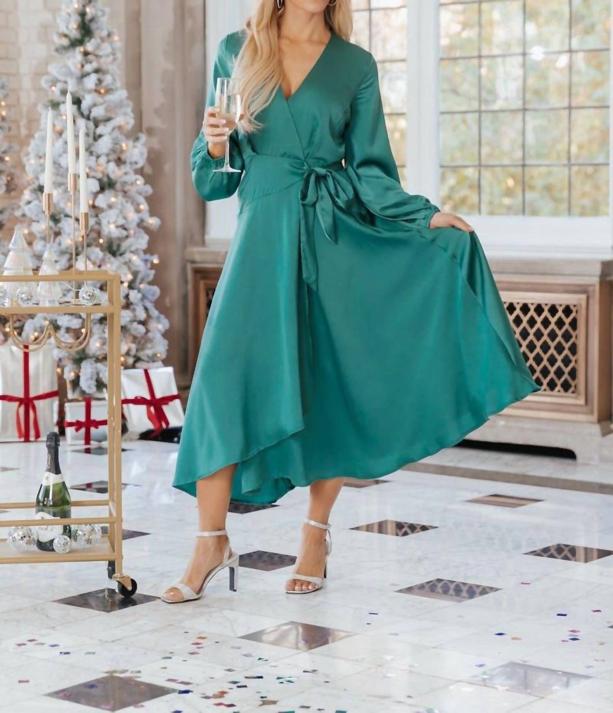 Style 1-1597174860-3471 SHE + SKY Size S Long Sleeve Sequined Green Floor Length Maxi on Queenly