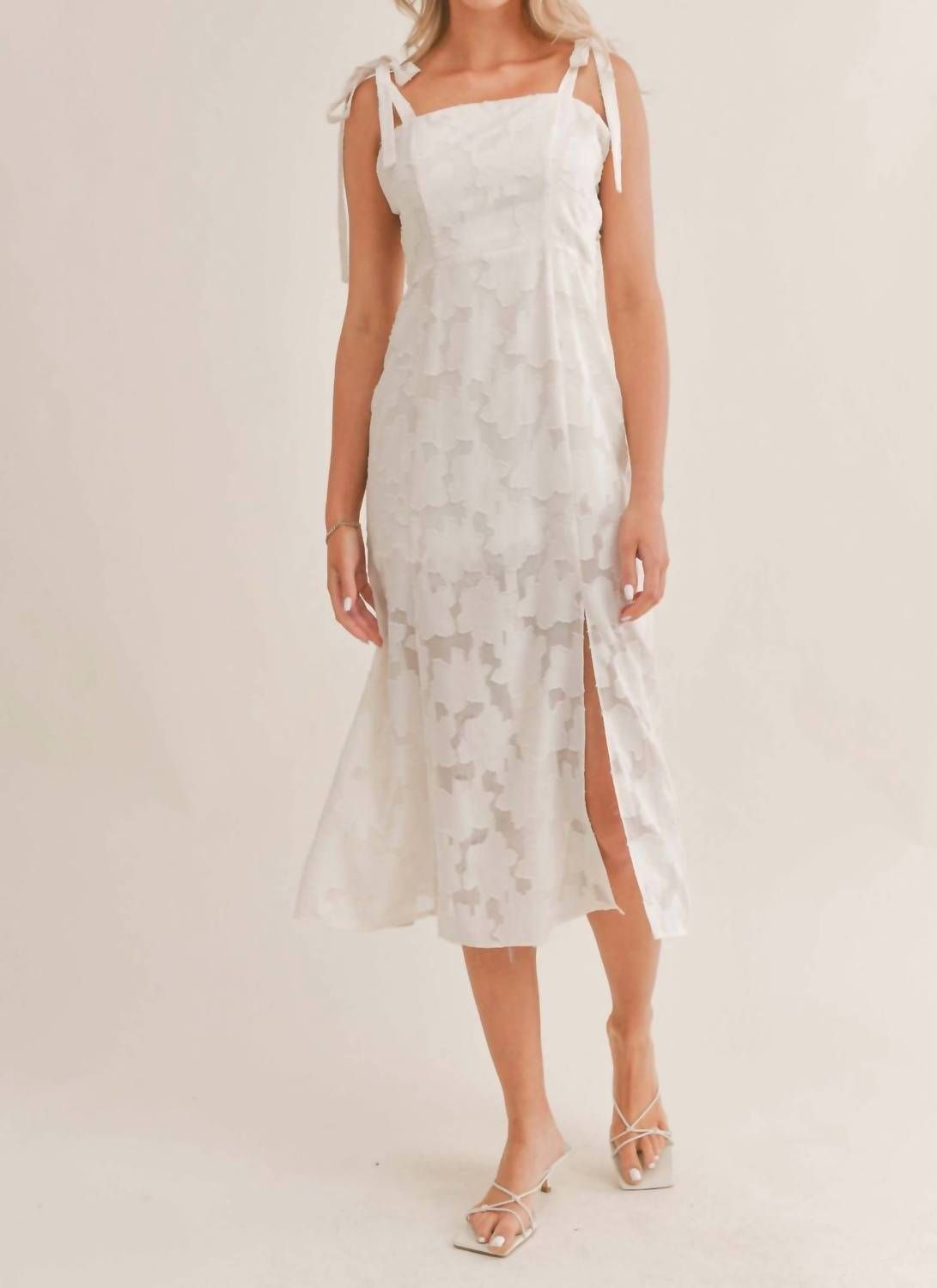 Style 1-1773445633-3011 SAGE THE LABEL Size M White Cocktail Dress on Queenly