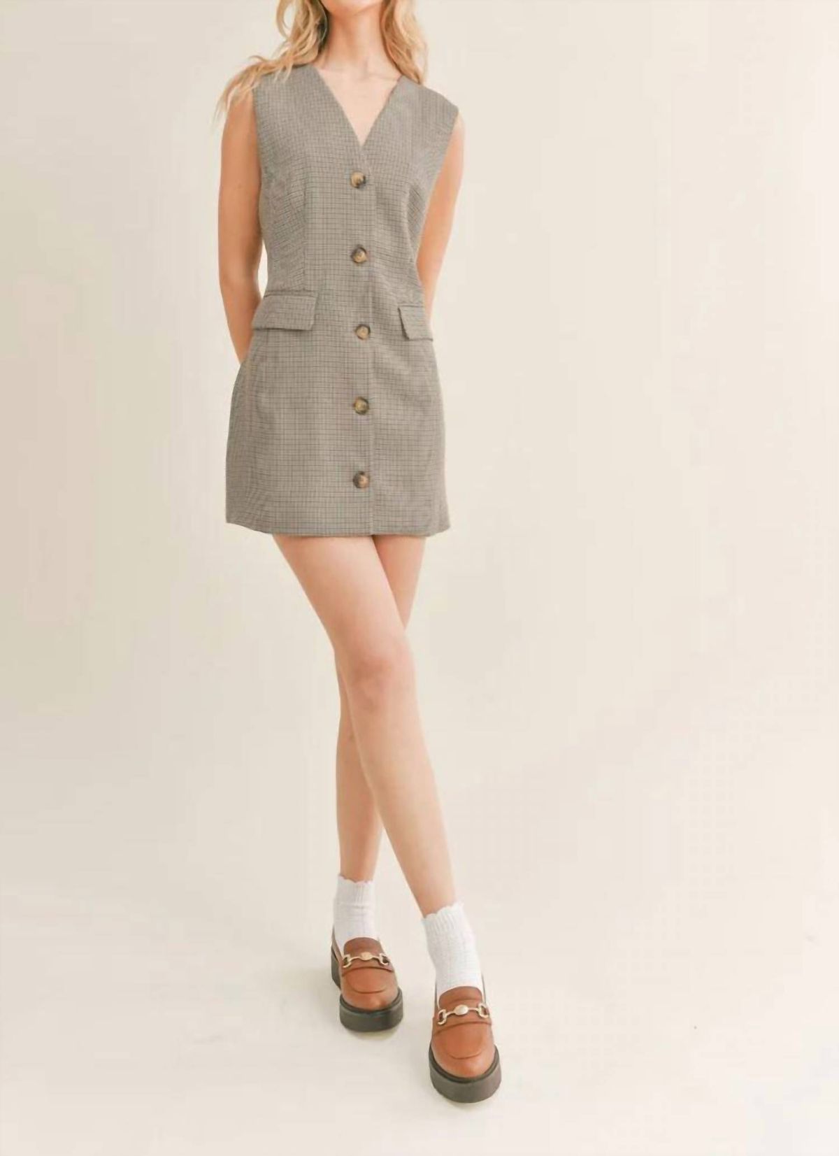 Style 1-927107961-3855 SAGE THE LABEL Size XS Blazer Gray Cocktail Dress on Queenly