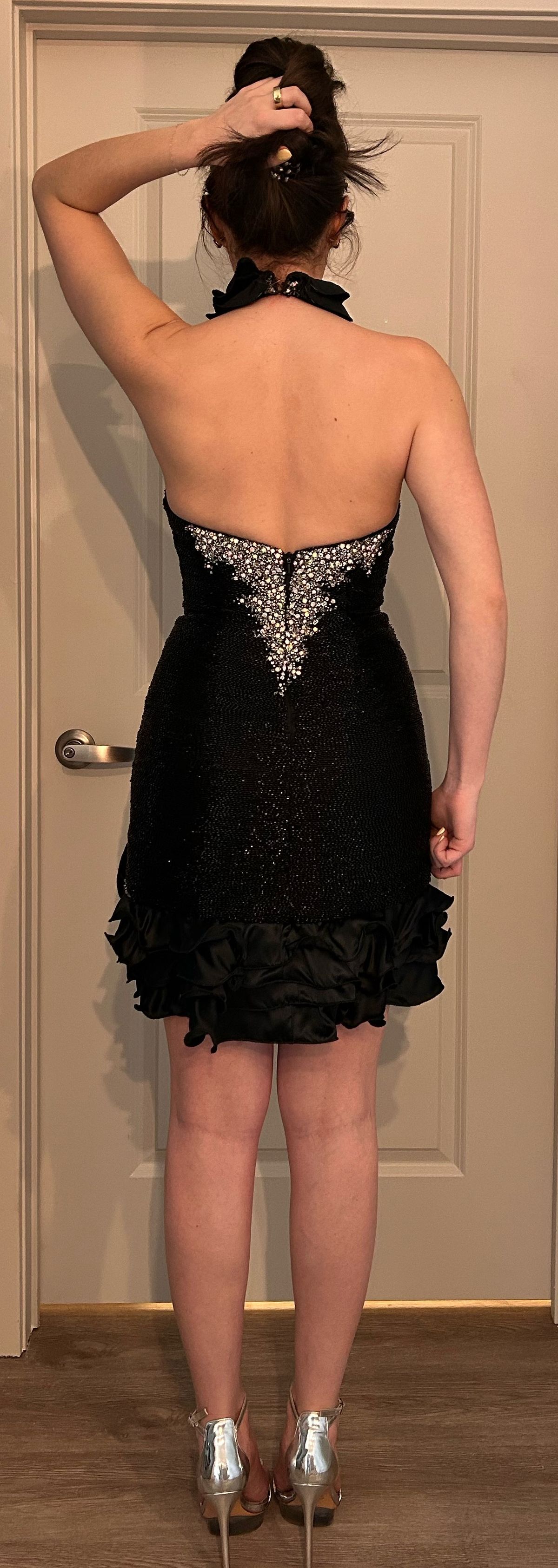 Mac Duggal Size 2 Pageant Halter Black Cocktail Dress on Queenly