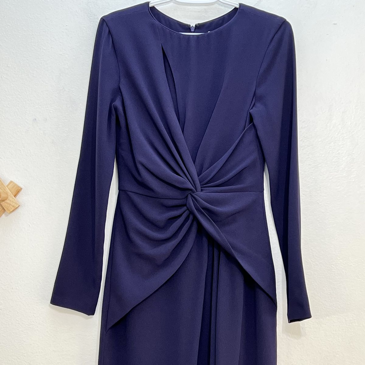 Dress the Population Size 4 Long Sleeve Sequined Purple Side Slit Dress on Queenly