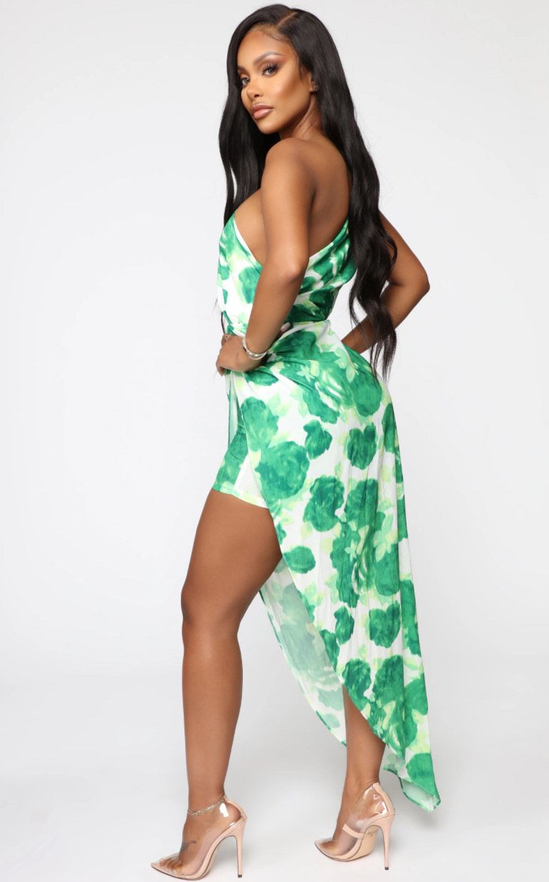 Style LD5626 Fashion Nova Size 1X One Shoulder Green Side Slit Dress on Queenly
