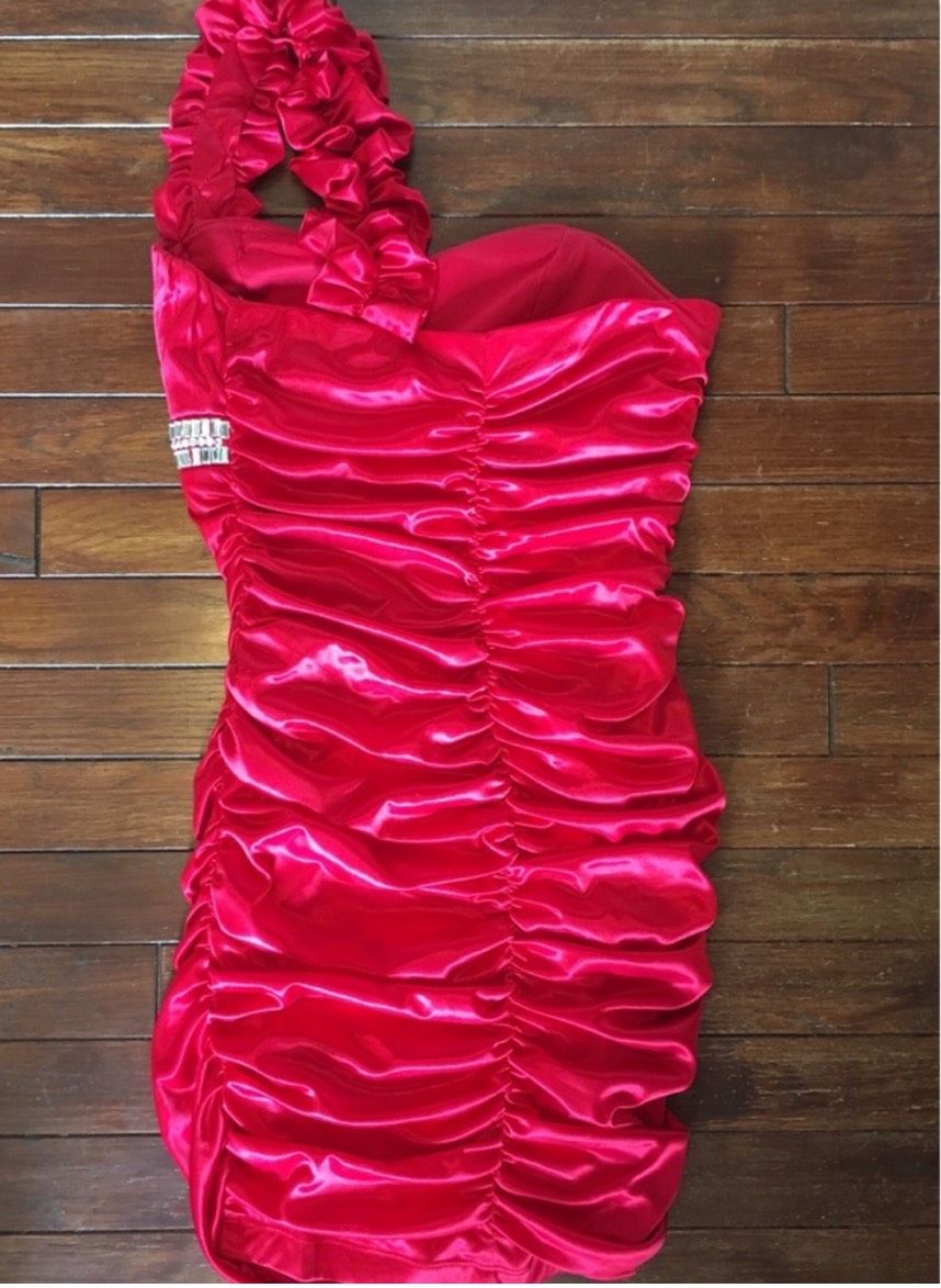 Deb Size S Prom One Shoulder Red Cocktail Dress on Queenly