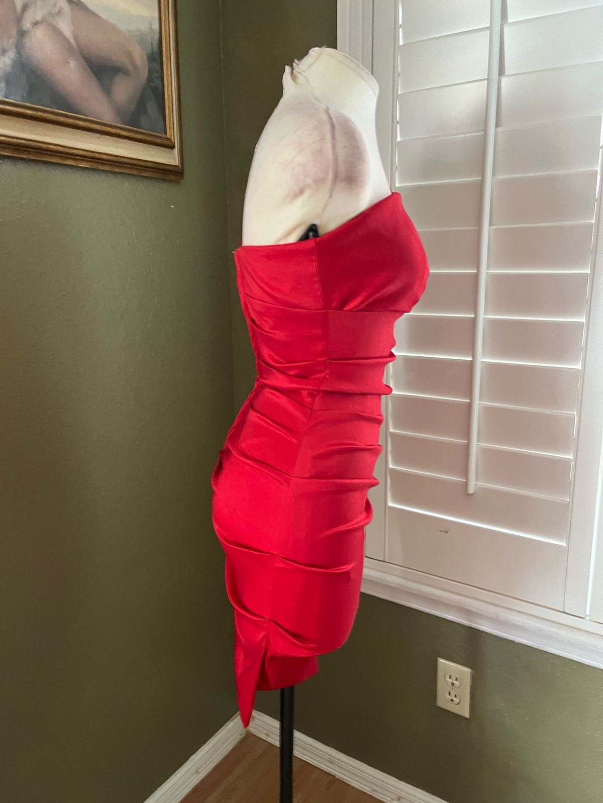 Size XS Wedding Guest Strapless Red Cocktail Dress on Queenly