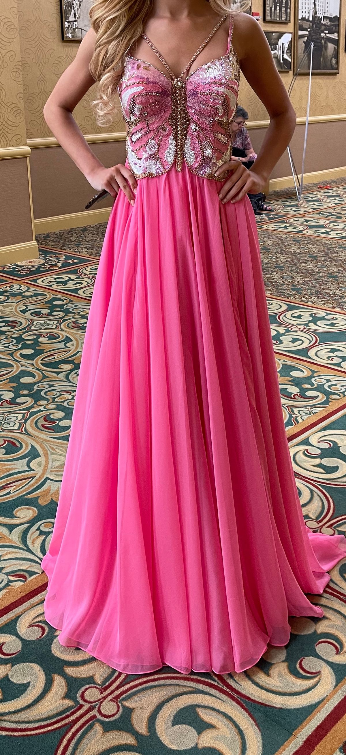 Sherri Hill Size 2 Prom Plunge Pink A-line Dress on Queenly