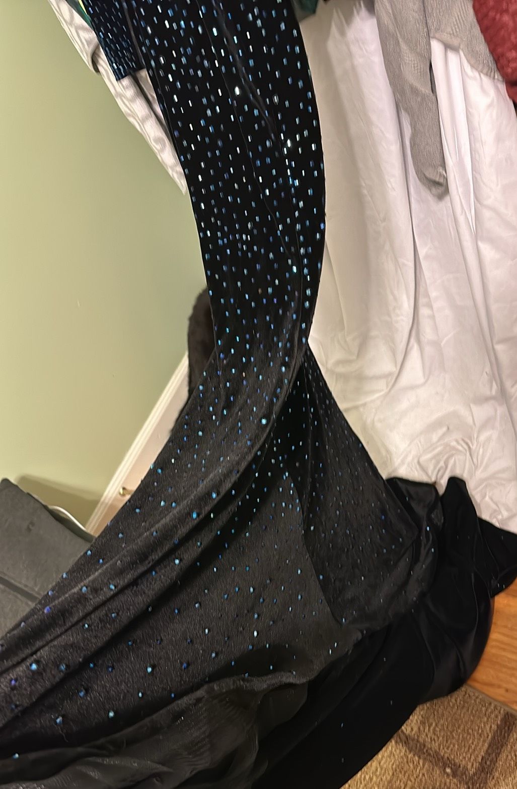 Size 8 Prom Long Sleeve Blue Mermaid Dress on Queenly