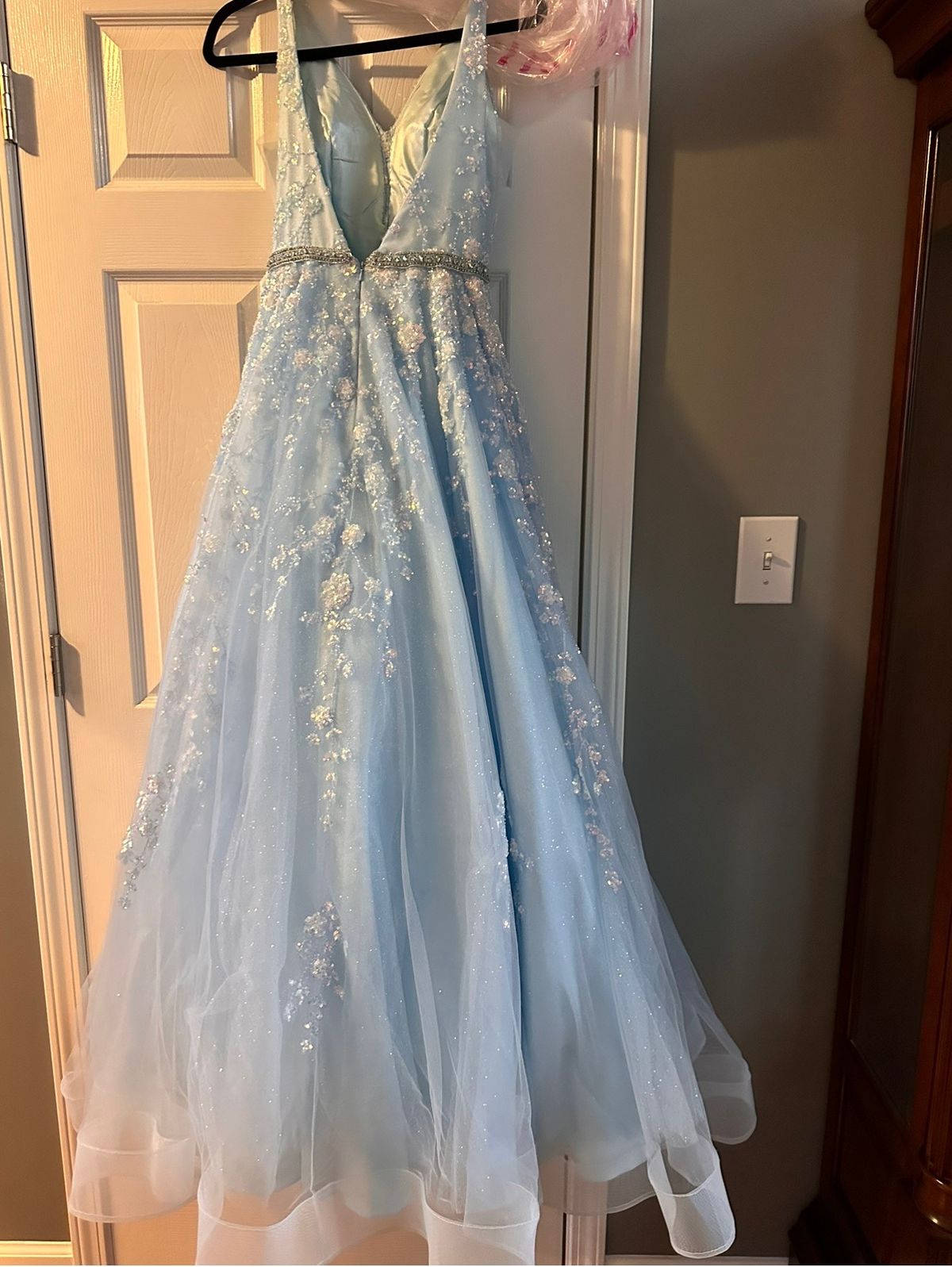 Amarra Size 2 Prom Plunge Blue Ball Gown on Queenly
