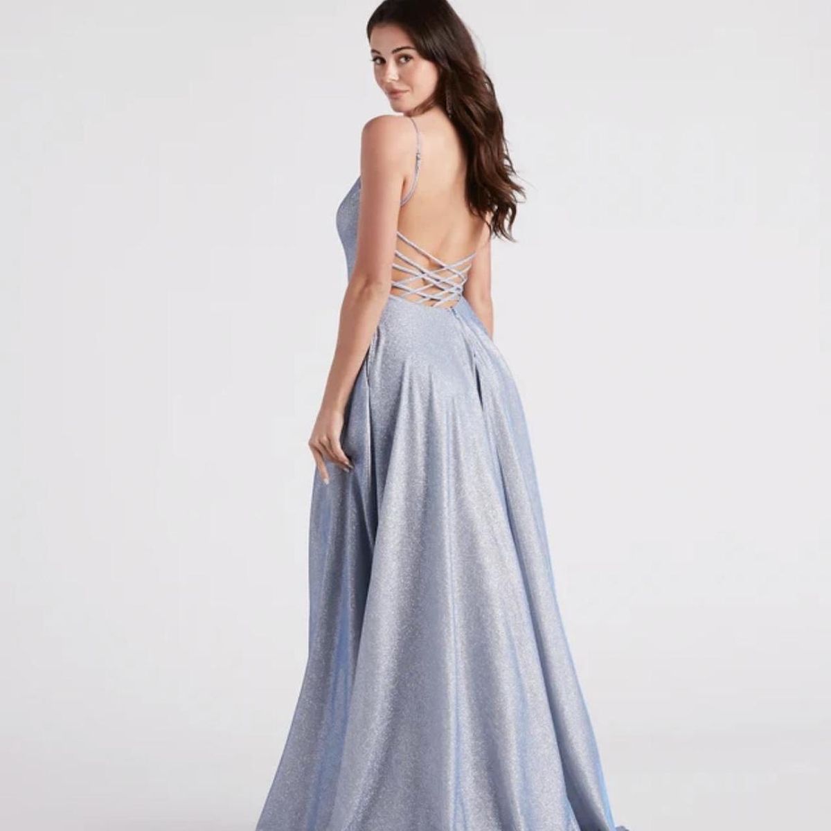 Style 050023761 Windsor Size XS Prom Plunge Light Blue Ball Gown on Queenly