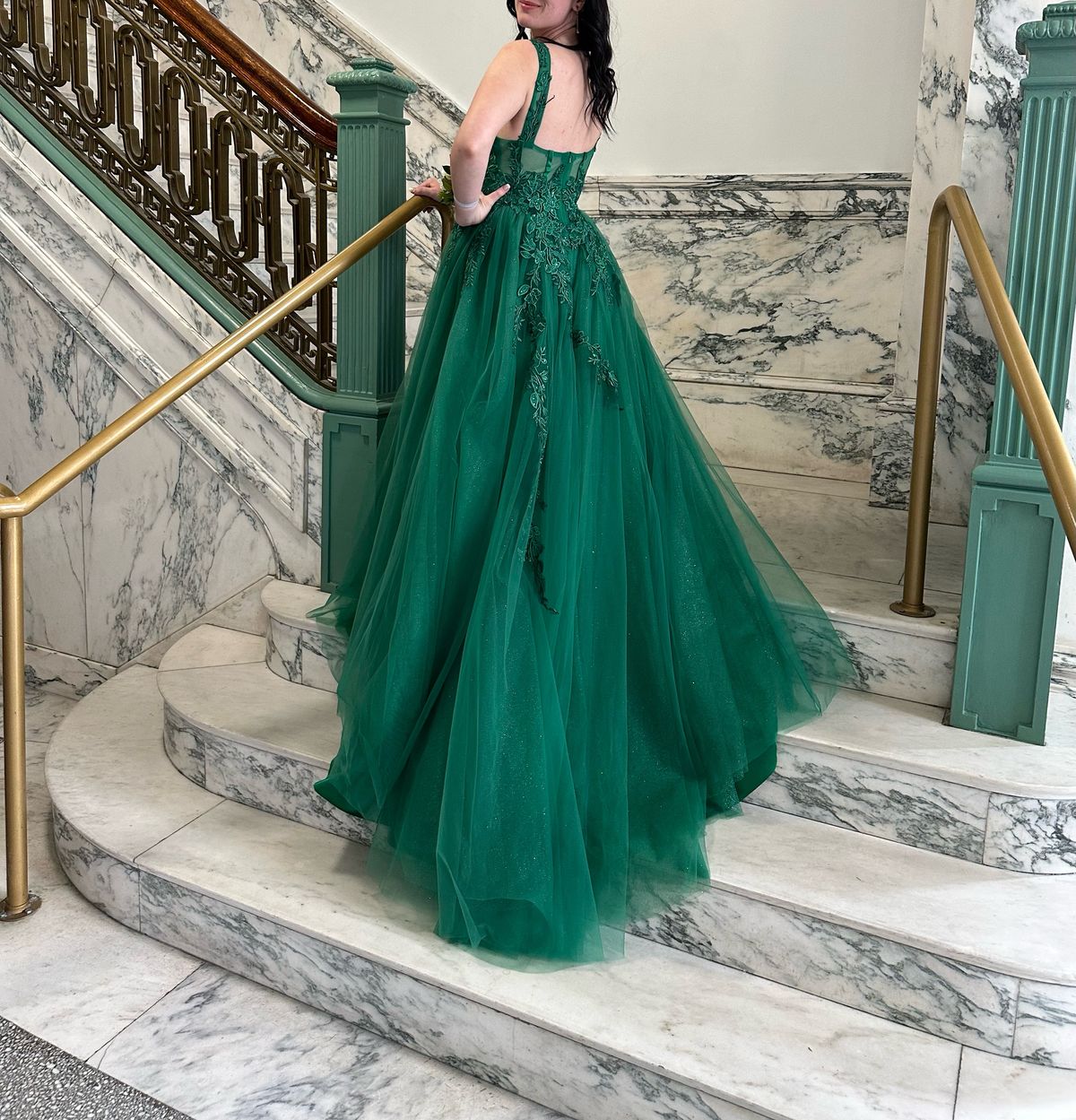 Size 4 Prom Plunge Green Ball Gown on Queenly