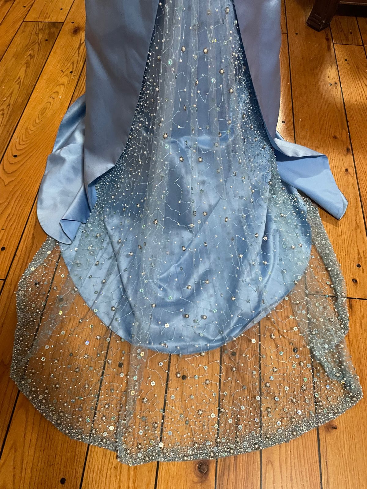 Size 2 Prom Strapless Blue A-line Dress on Queenly
