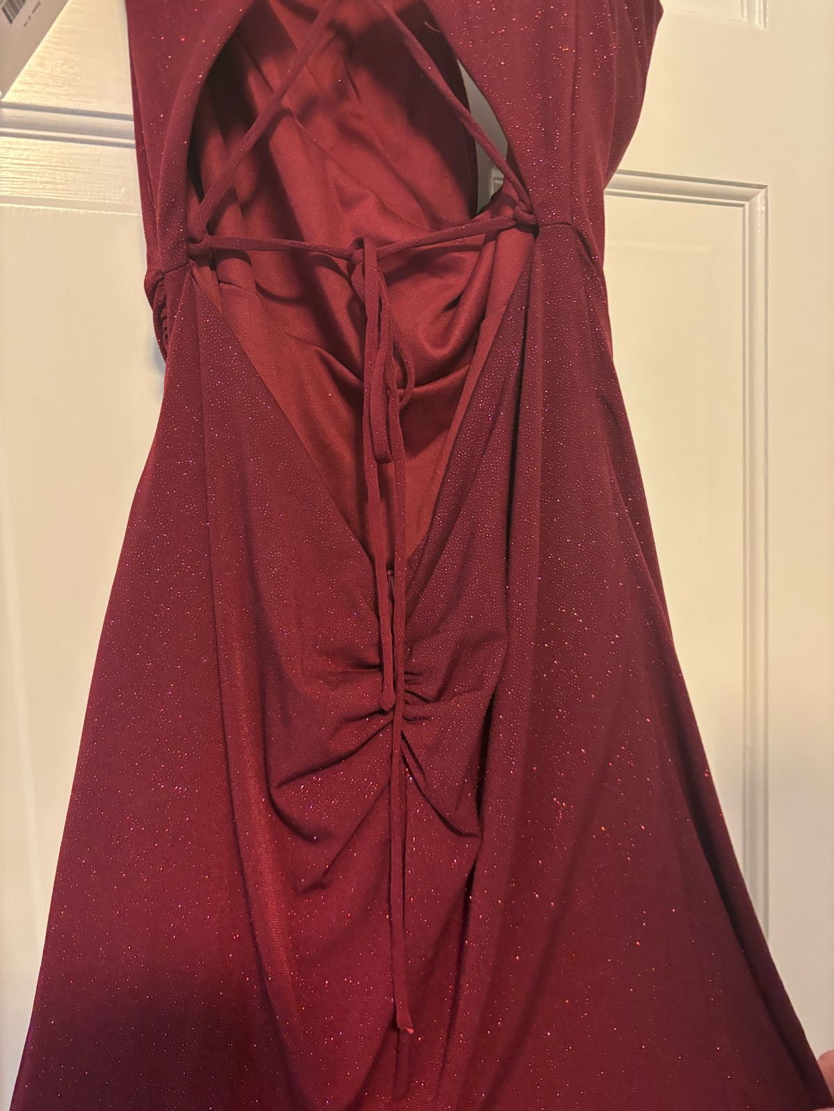 Chic Boutique Size 8 Prom Plunge Red Mermaid Dress on Queenly