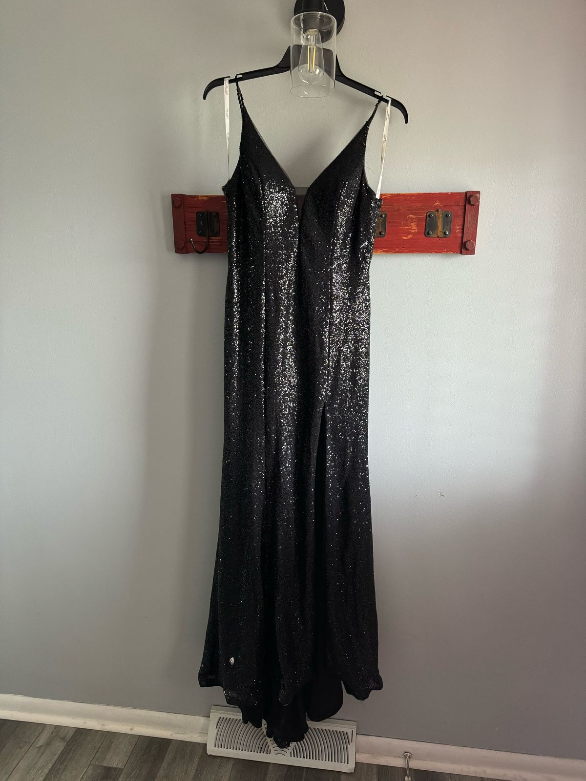 Style EW34088 Ellie Wilde Size 14 Prom Plunge Black Side Slit Dress on Queenly