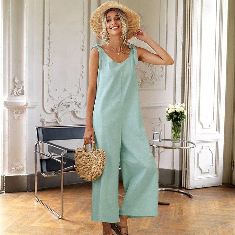 Size 00 Green Formal Jumpsuit on Queenly