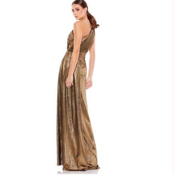 Style 26537 Mac Duggal Size 14 Bridesmaid One Shoulder Gold Side Slit Dress on Queenly