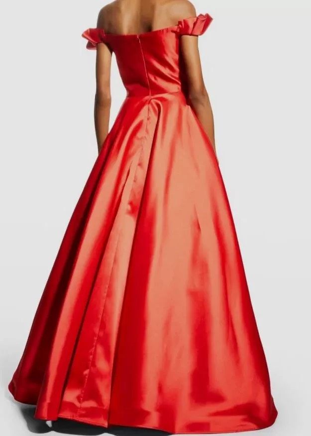 Jovani Size 0 Prom Off The Shoulder Red Ball Gown on Queenly