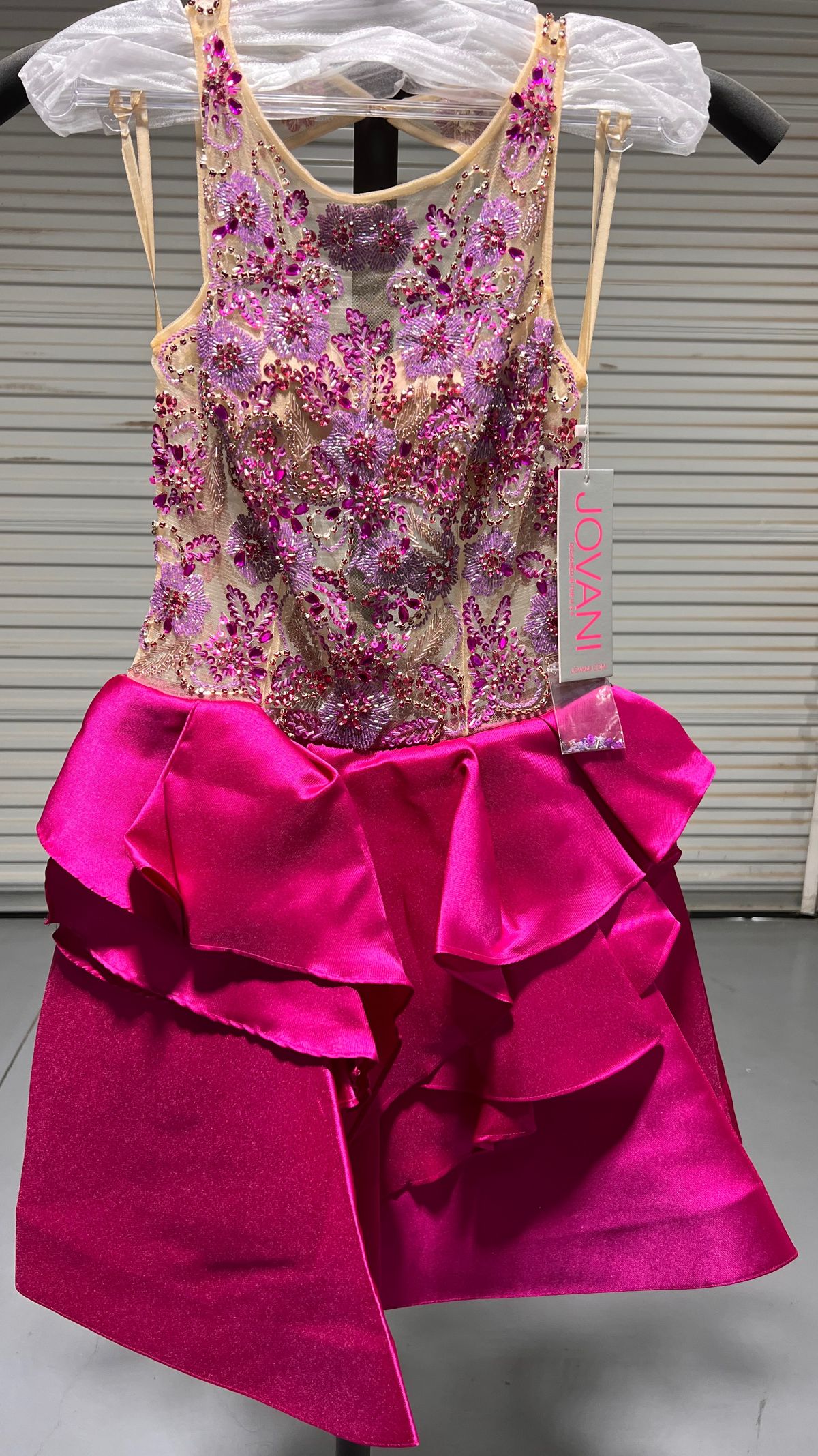 Style 41861 Jovani Size 6 Homecoming High Neck Sequined Hot Pink Cocktail Dress on Queenly