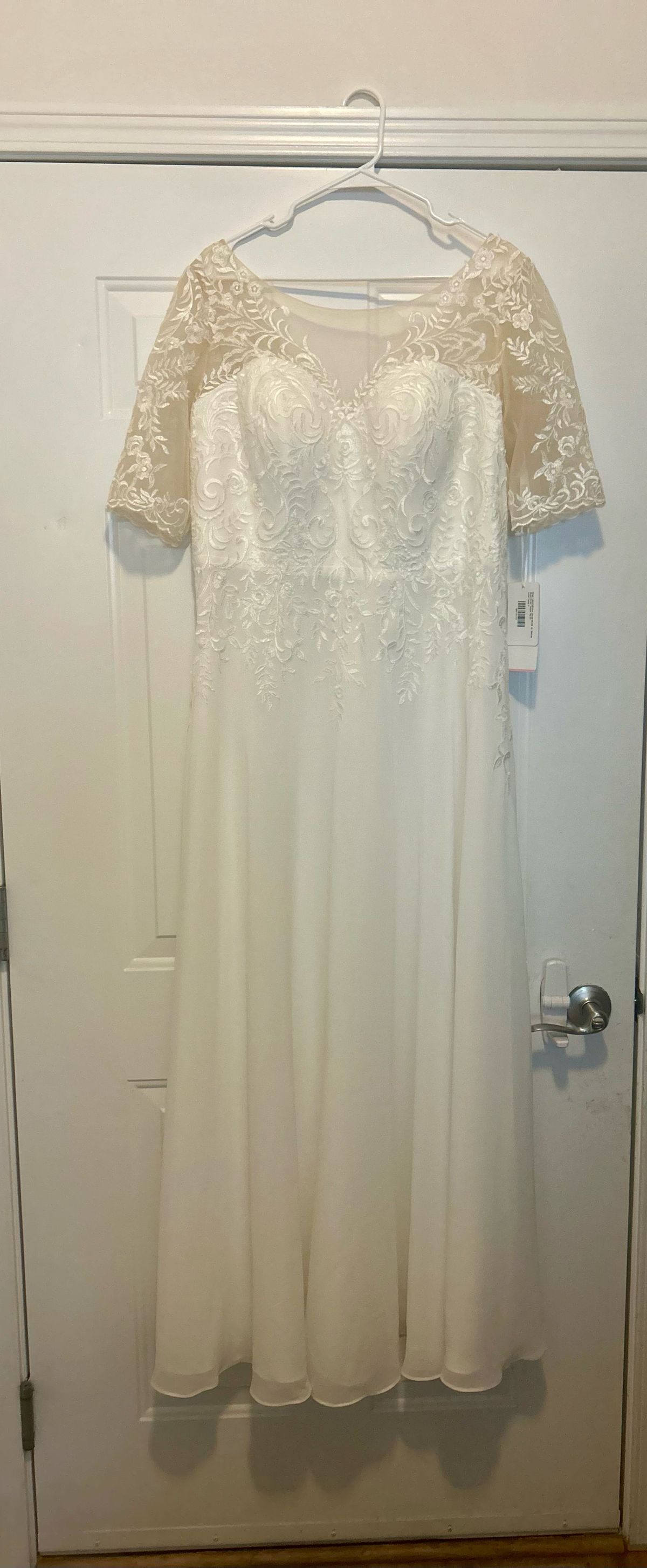JJs House Size XL Wedding Long Sleeve Lace White A-line Dress on Queenly