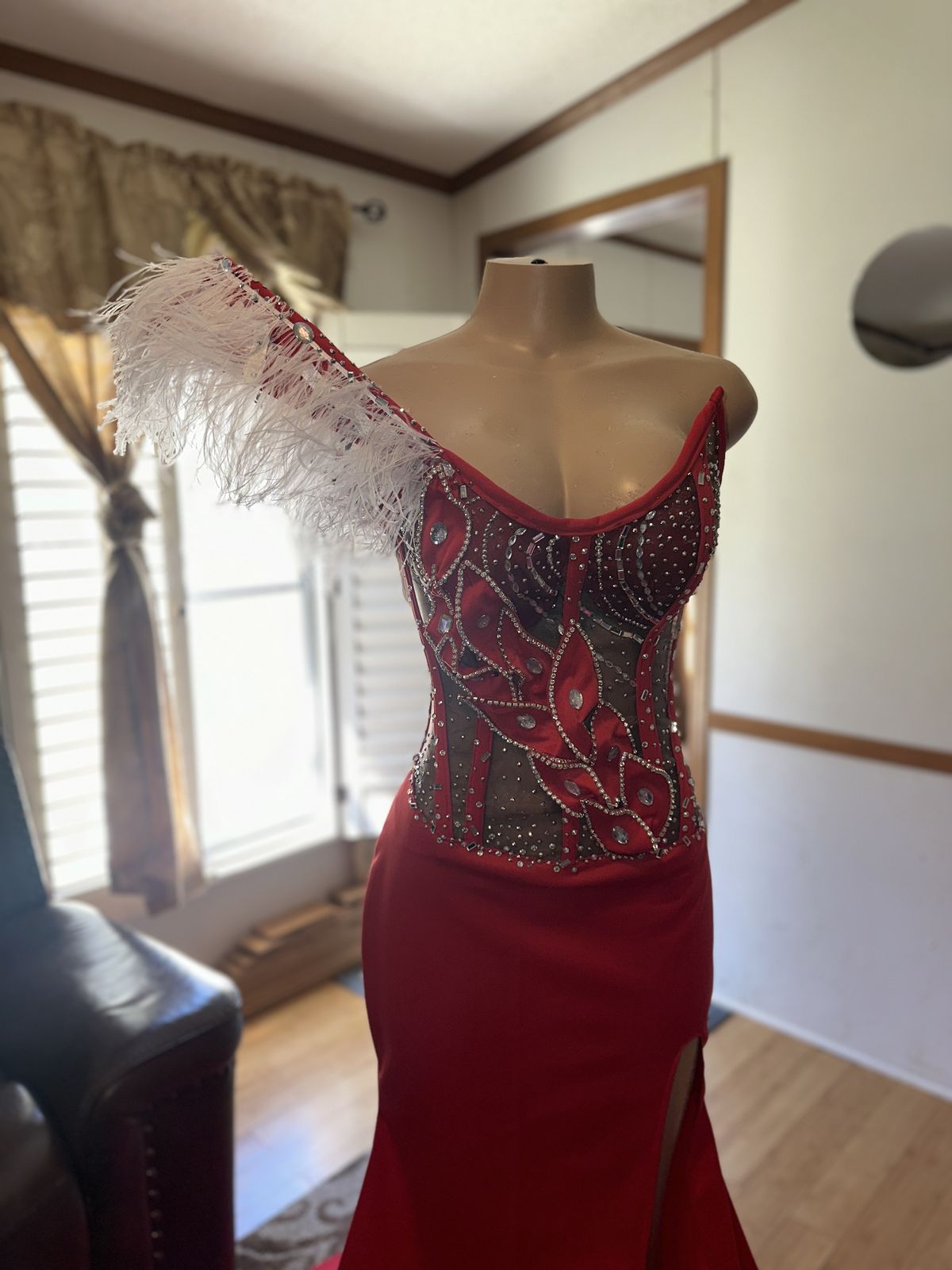 Size 6 Prom Strapless Red Mermaid Dress on Queenly