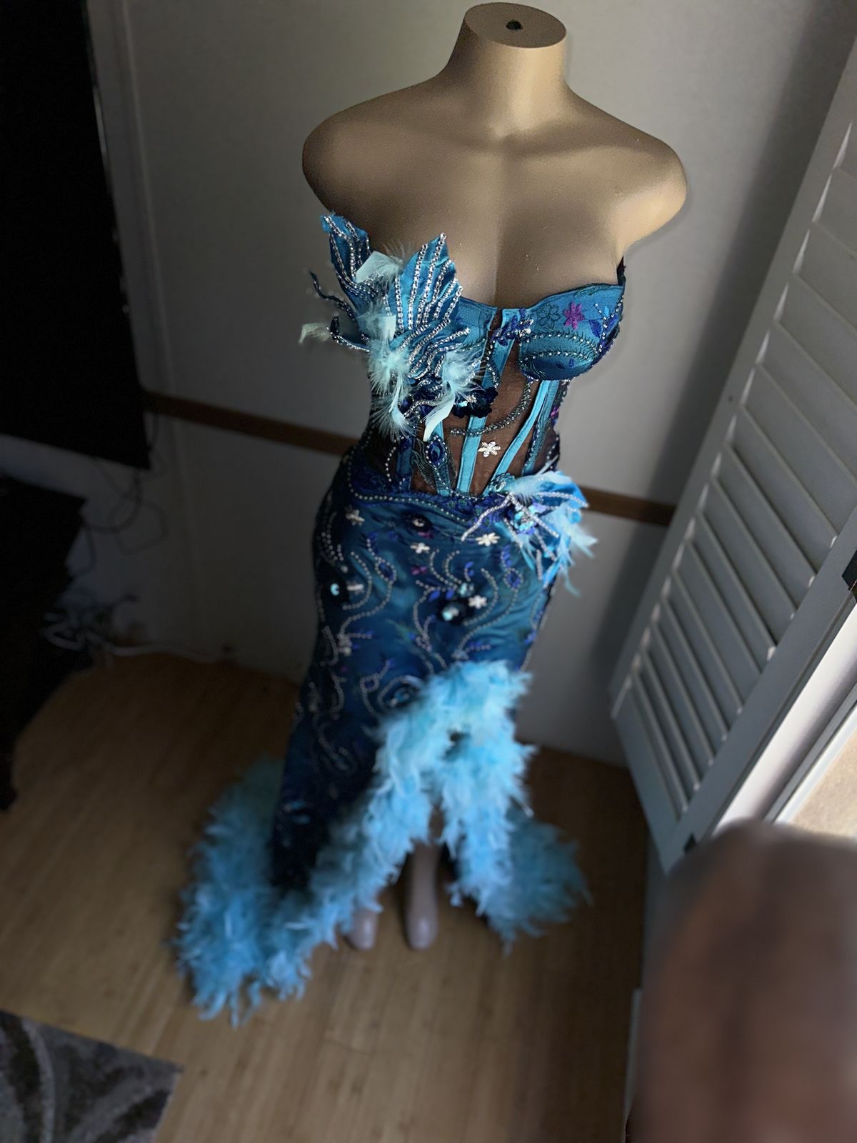 Size 6 Prom Strapless Blue Ball Gown on Queenly