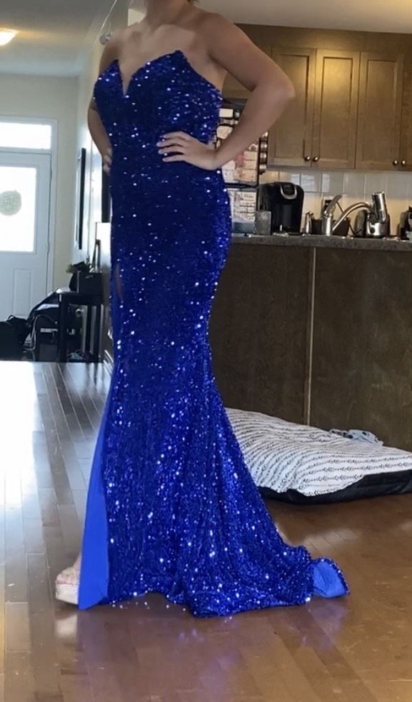 Style Ps23521 Portia and Scarlett Size 8 Prom Blue Side Slit Dress on Queenly