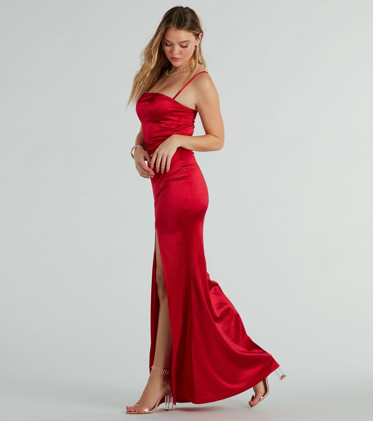 Style 05002-7694 Windsor Size M Prom Red Side Slit Dress on Queenly