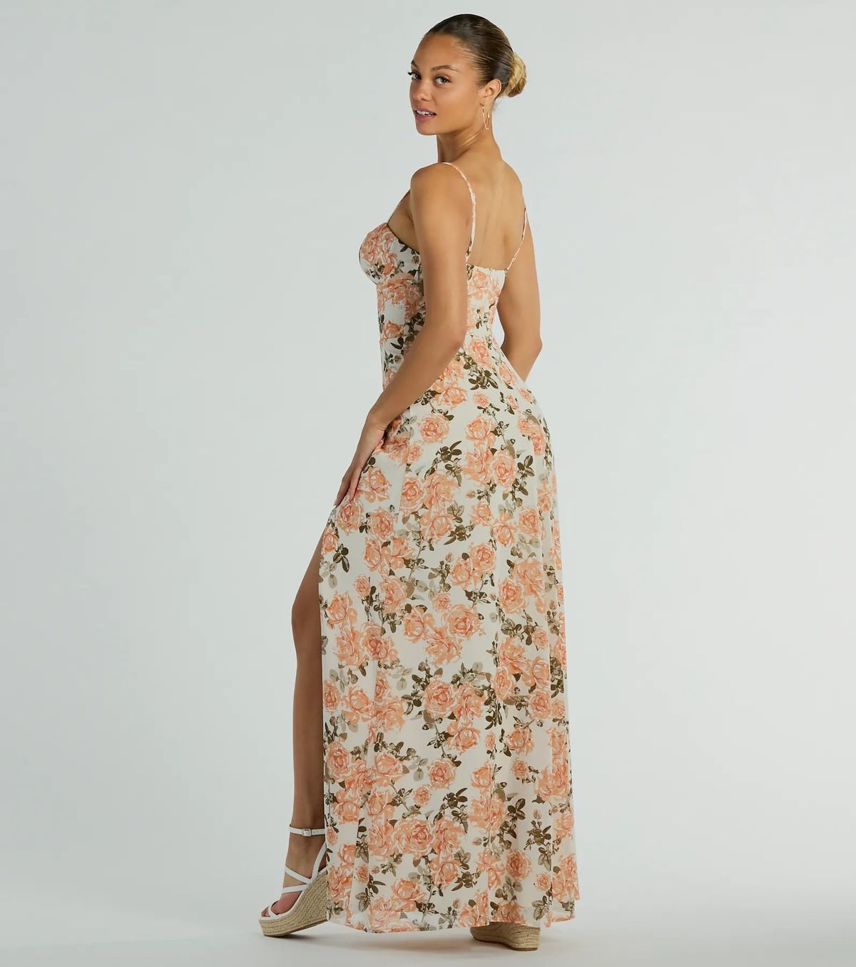 Style 05101-3128 Windsor Size L Wedding Guest Floral White Side Slit Dress on Queenly