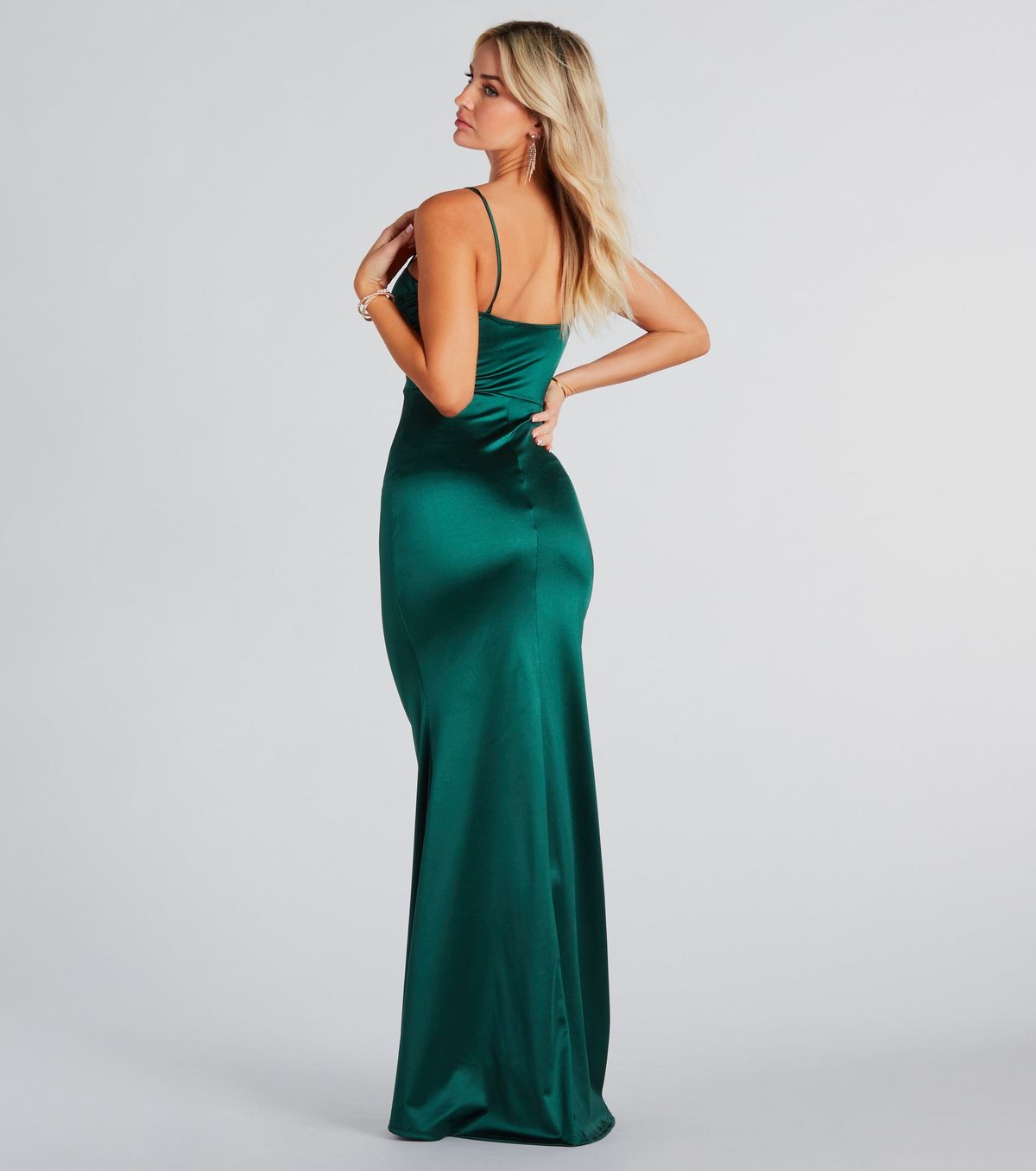 Style 05002-7924 Windsor Size M Bridesmaid Green Mermaid Dress on Queenly