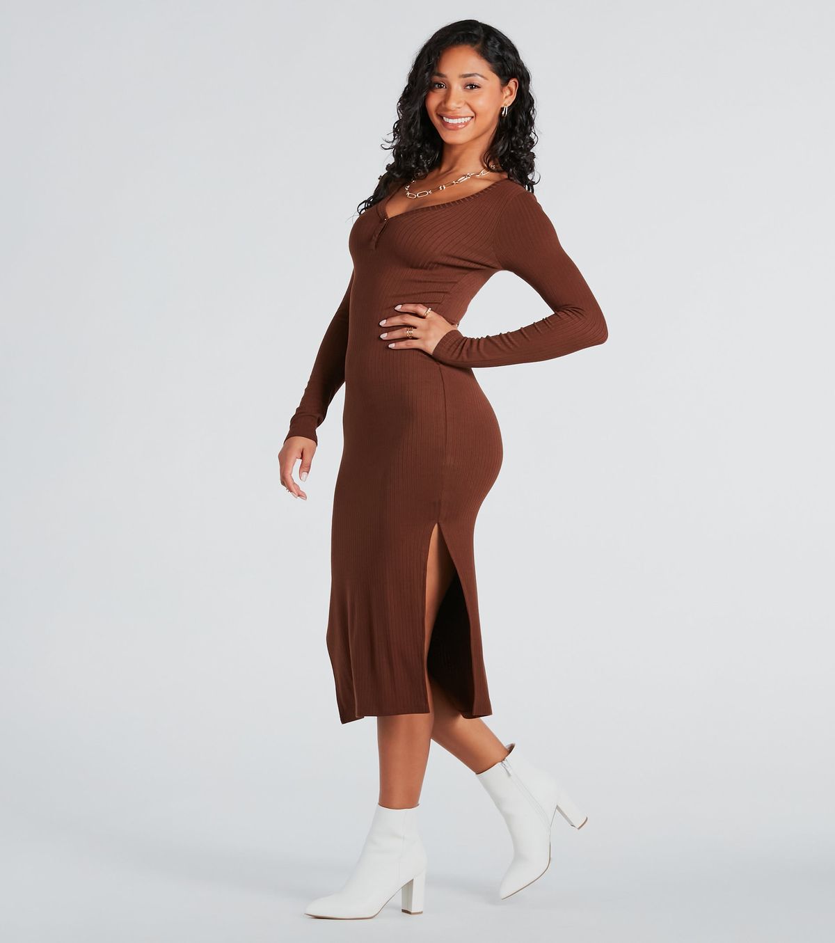 Style 05102-5310 Windsor Size M Long Sleeve Brown Side Slit Dress on Queenly