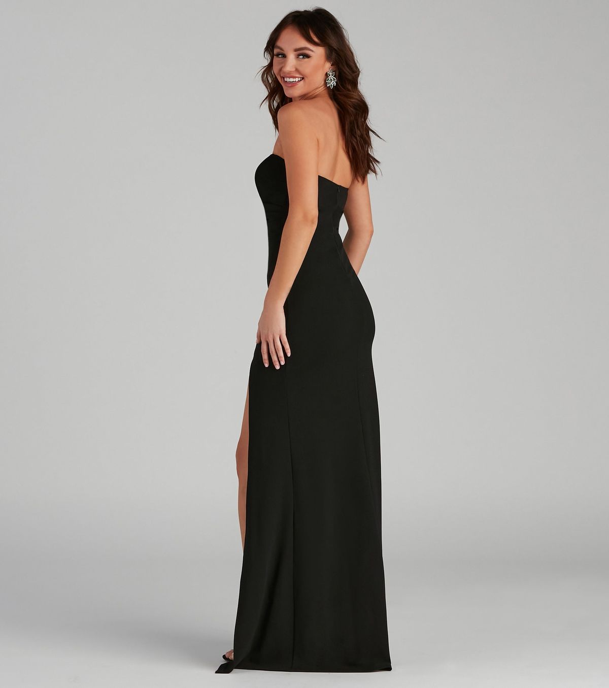 Style 05002-1204 Windsor Size M Bridesmaid Sequined Black Side Slit Dress on Queenly
