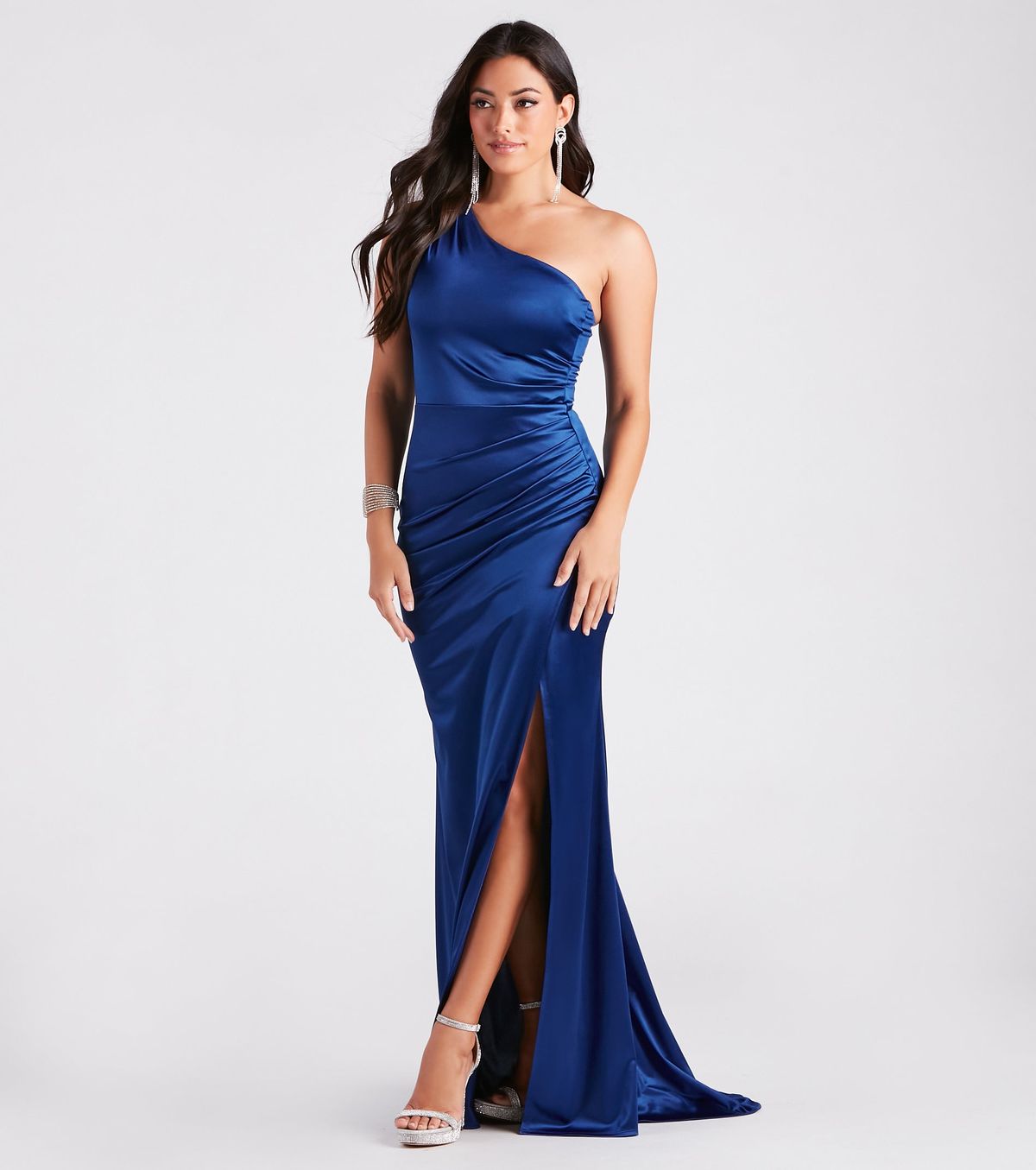 Style 05002-6940 Windsor Size L Bridesmaid One Shoulder Blue Side Slit Dress on Queenly