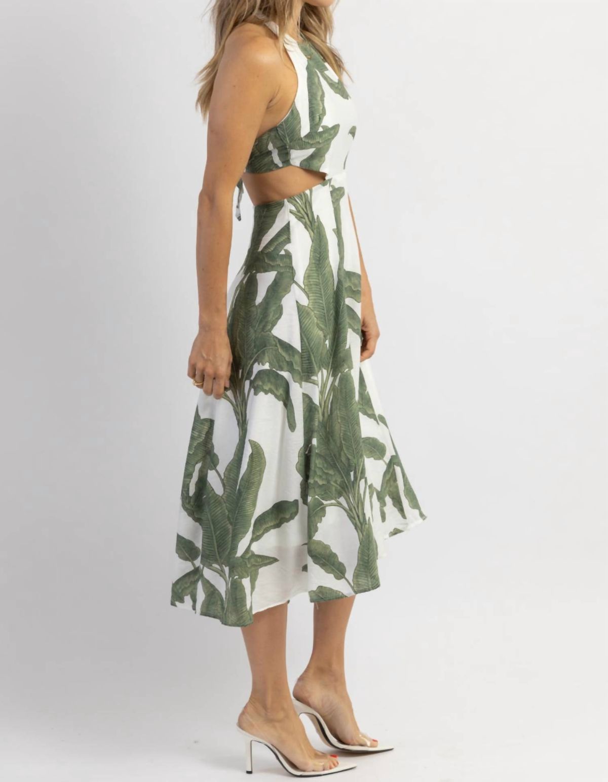 Style 1-2745892101-2696 trend:notes Size L Halter Green Cocktail Dress on Queenly
