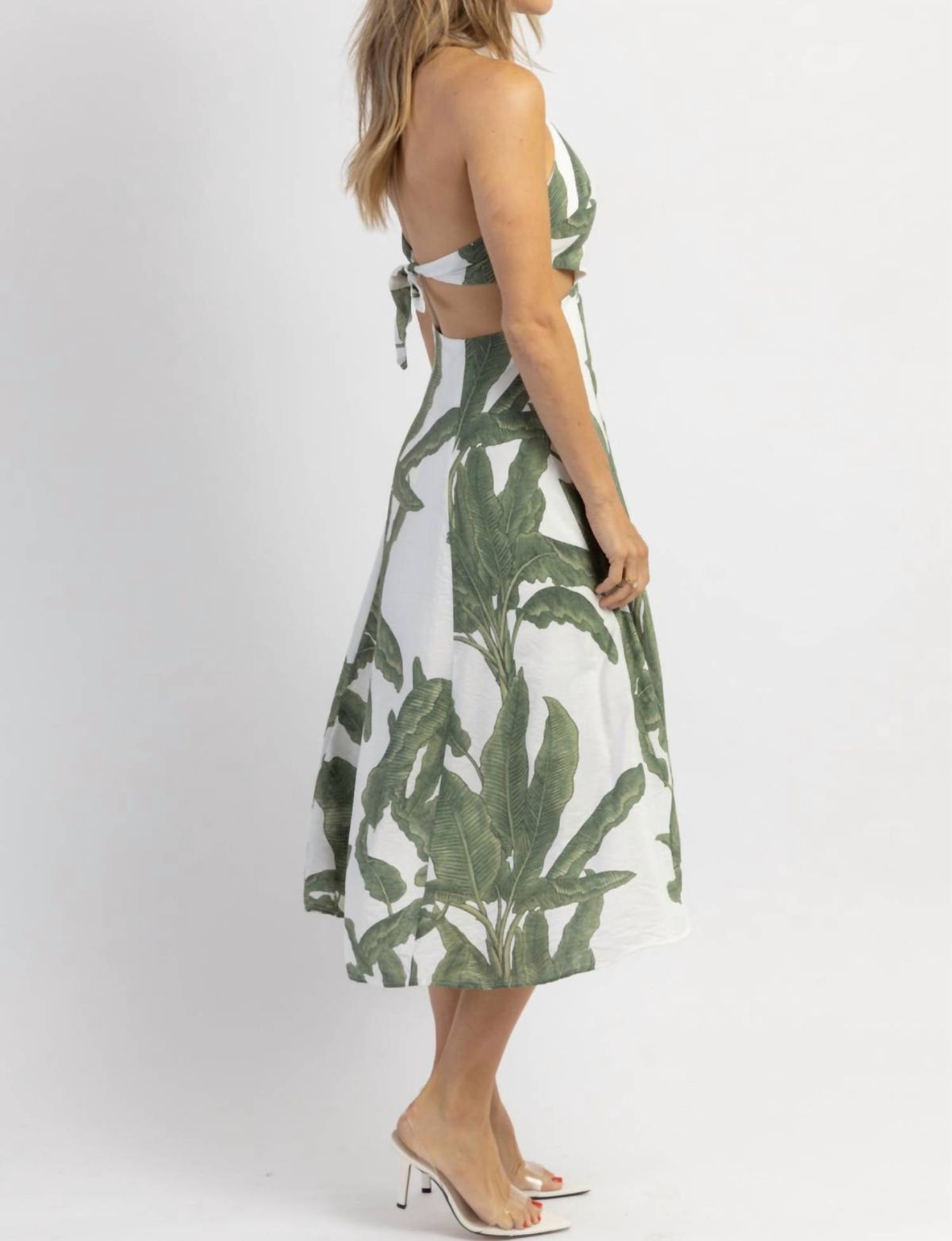 Style 1-2745892101-2696 trend:notes Size L Halter Green Cocktail Dress on Queenly