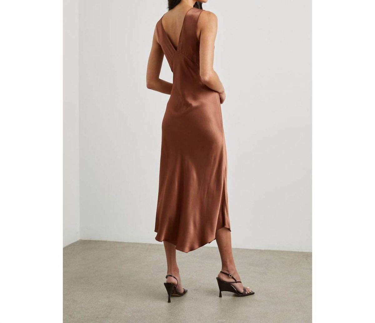 Style 1-3067736019-2696 Rails Size L Brown Cocktail Dress on Queenly