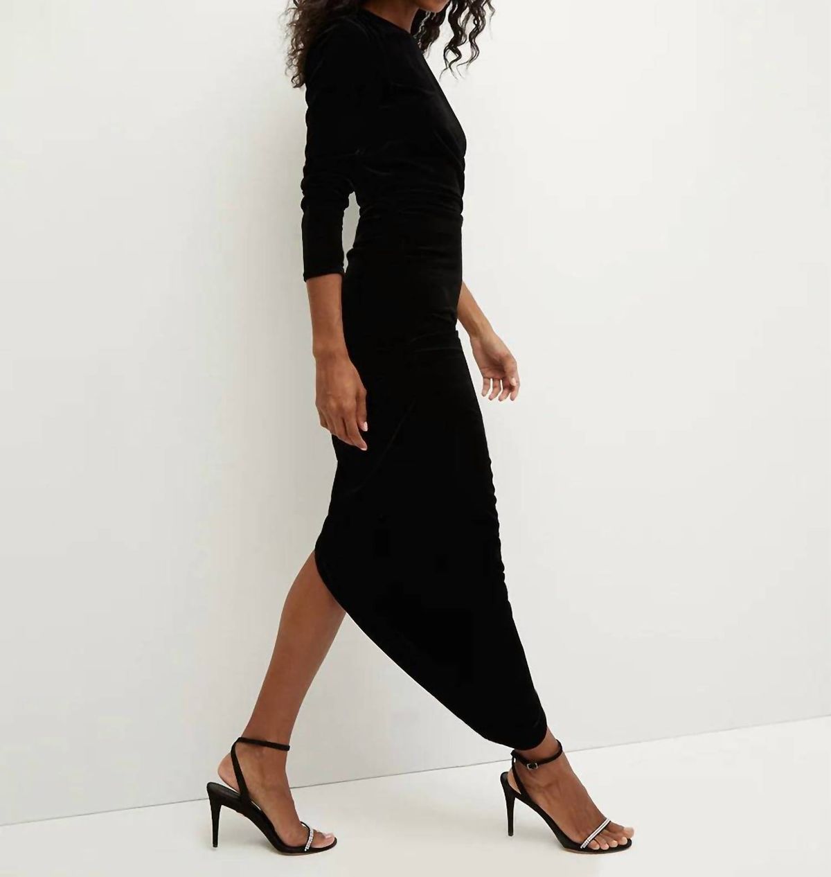 Style 1-3100991105-1498 Veronica Beard Size 4 Long Sleeve Velvet Black Cocktail Dress on Queenly