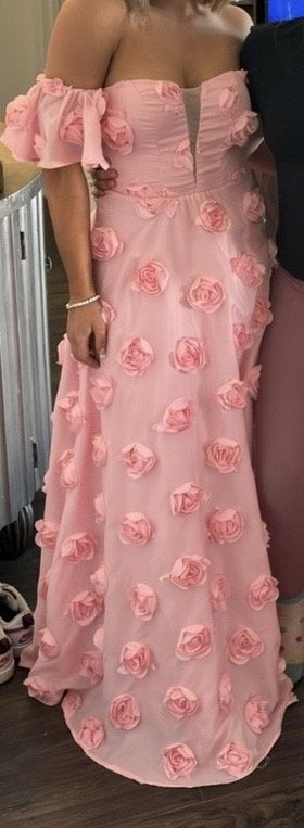 Faeriesty Size 0 Prom Off The Shoulder Pink Floor Length Maxi on Queenly