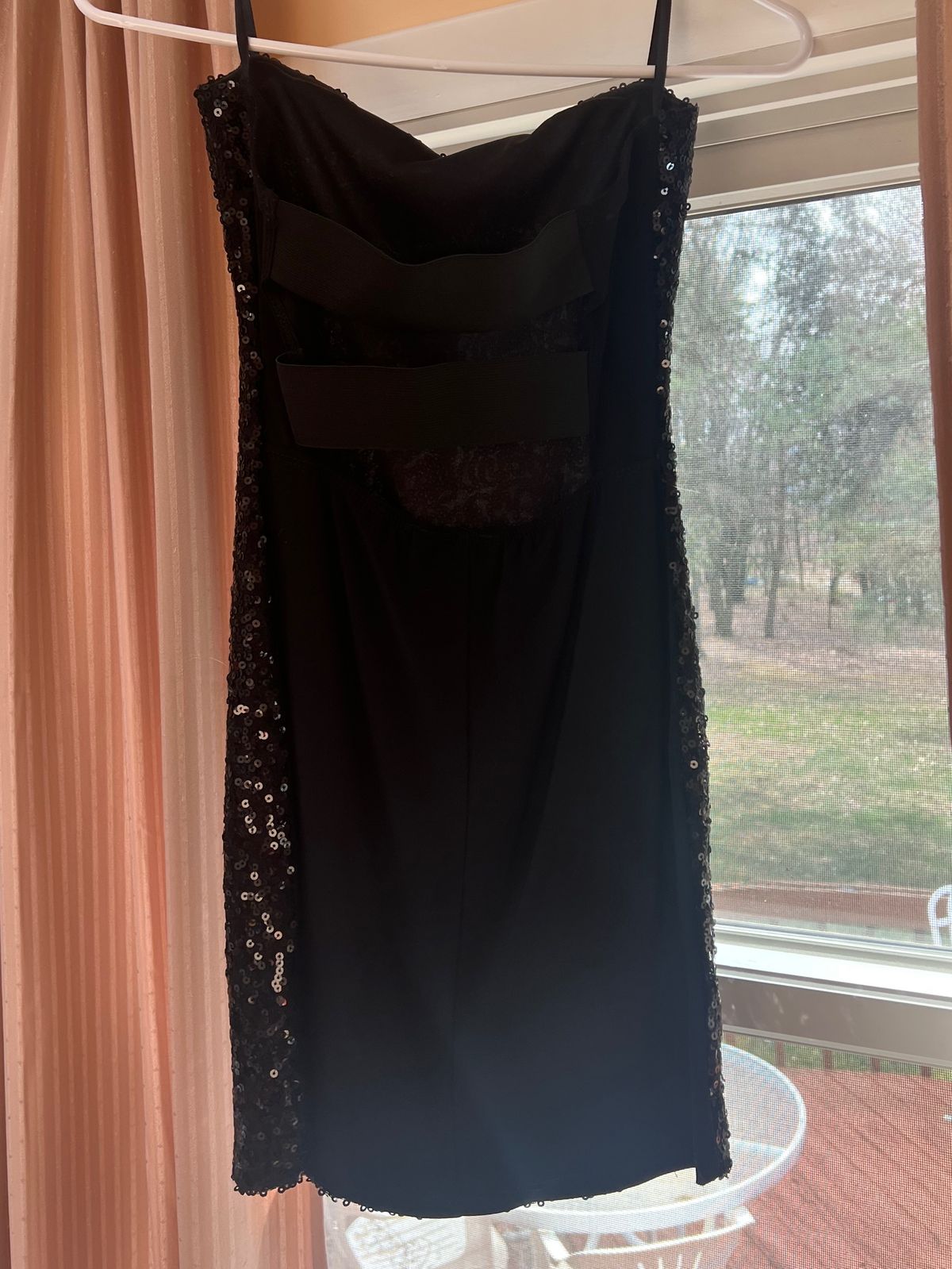 Size M Prom Strapless Black Cocktail Dress on Queenly