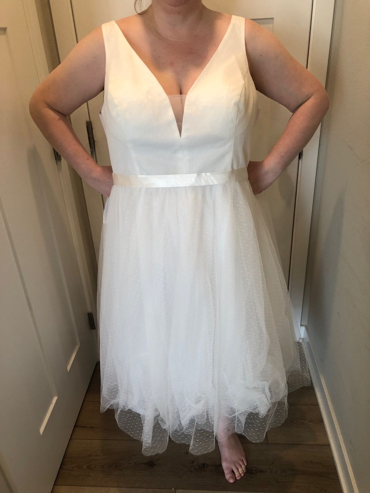 Azazie Plus Size 26 Wedding Plunge White A-line Dress on Queenly