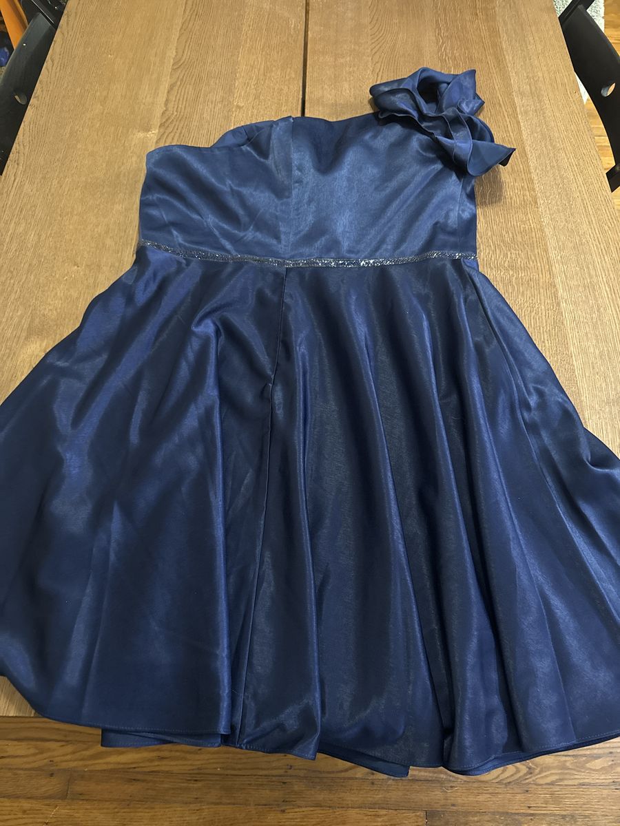Mac Duggal Plus Size 20 Homecoming One Shoulder Royal Blue Cocktail Dress on Queenly