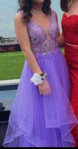 Size 4 Prom Plunge Purple Ball Gown on Queenly