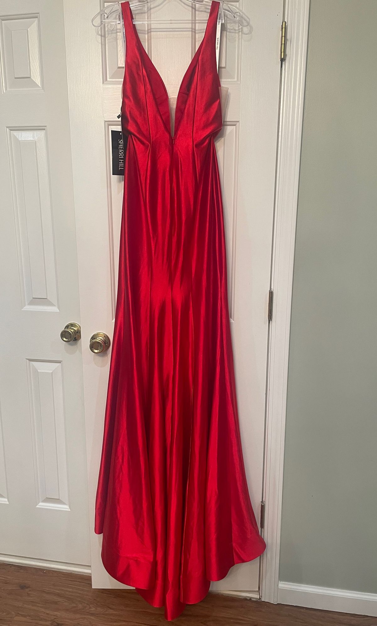 Style 56184 Sherri Hill Size 0 Prom Plunge Red Mermaid Dress on Queenly