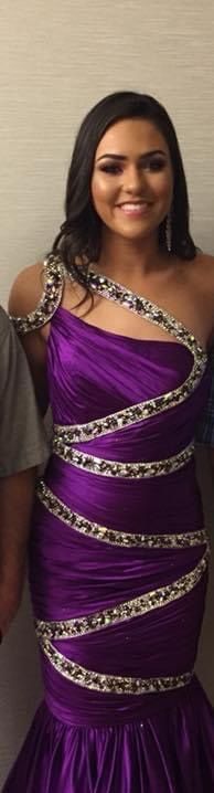 Size 6 Prom One Shoulder Sequined Purple Mermaid Dress on Queenly