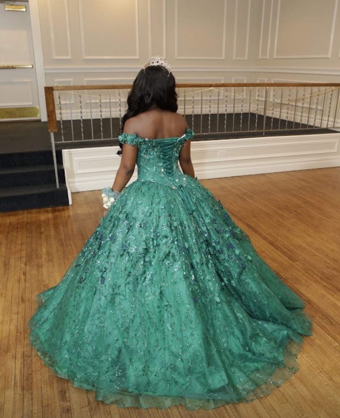 Ariana Vera Size 4 Prom Off The Shoulder Green Ball Gown on Queenly