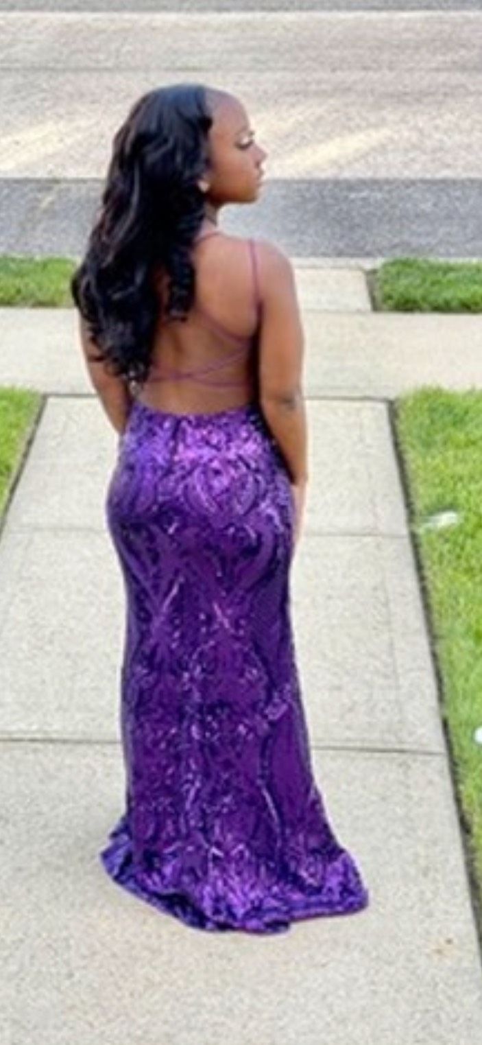 Windsor Size S Prom Plunge Purple Mermaid Dress on Queenly